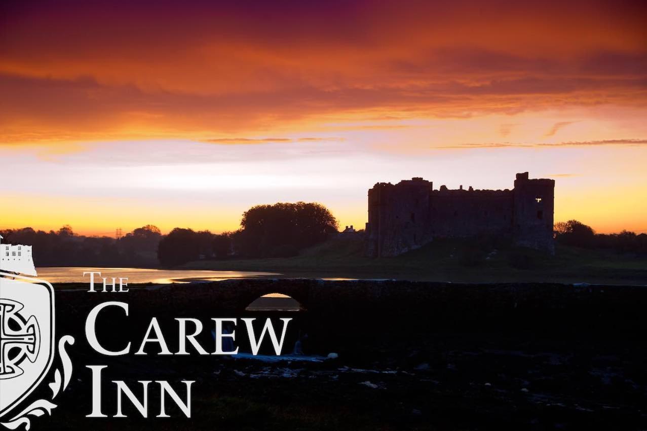 Carew Inn 外观 照片