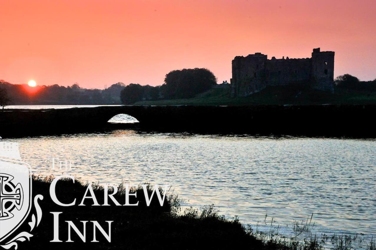 Carew Inn 外观 照片